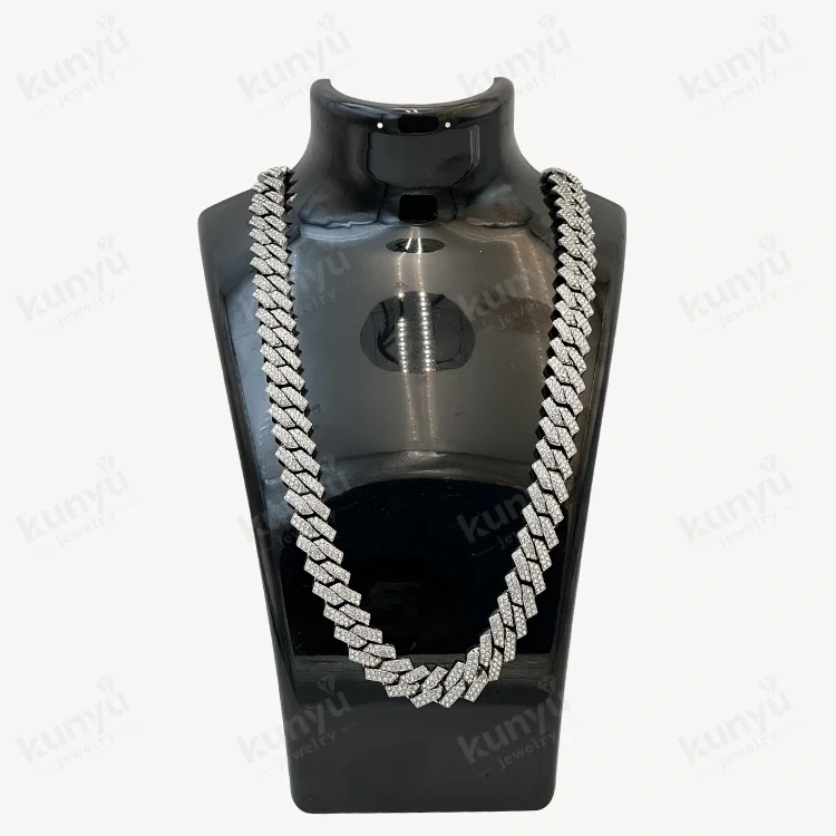 နေ့စဉ် ဝတ်ဆင်နိုင်သော Cuban Link Chain နေ့စဉ် ဝတ်ဆင်နိုင်သော Cuban Link Chain