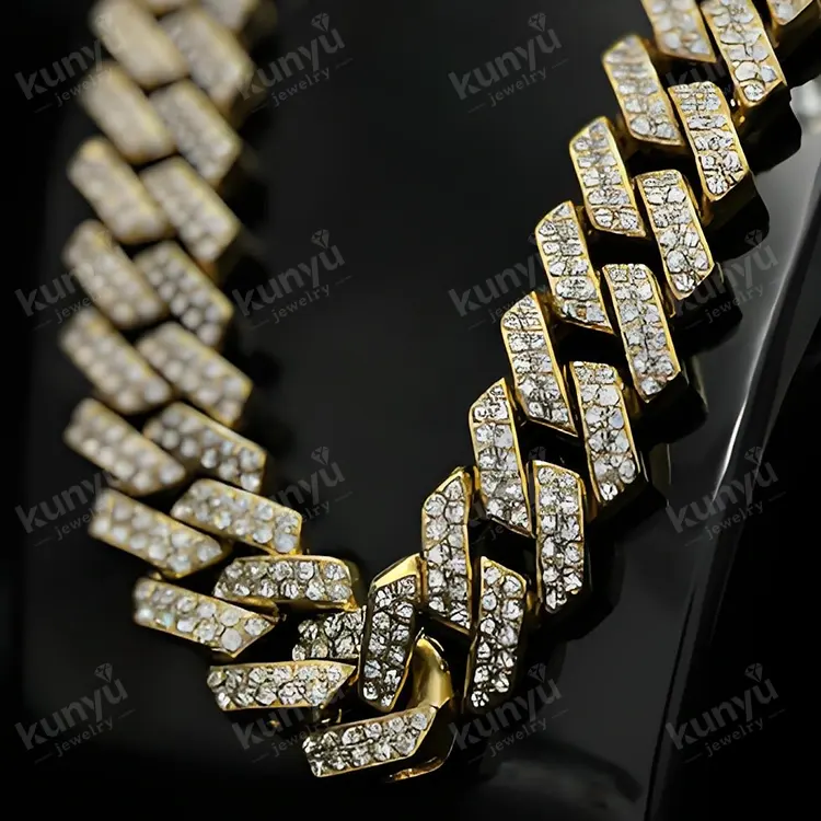 တောက်ပသော Rhinestone Cuban Link Chain